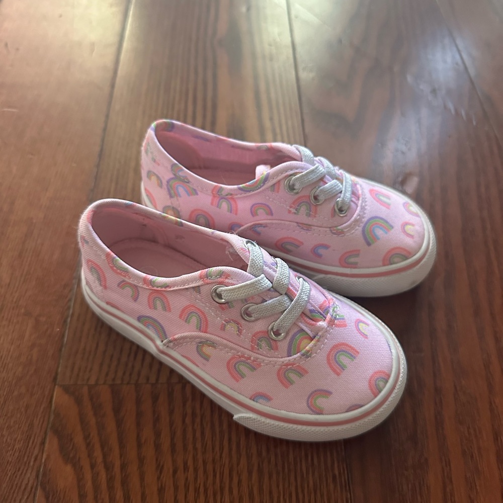 Toddler girls size 6 slip on shoes